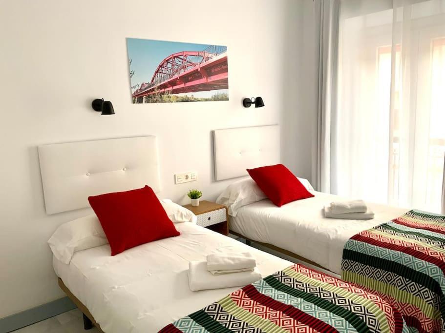 My Home In Triana, Luminoso Y Acogedor Apartamento Seville Exterior photo